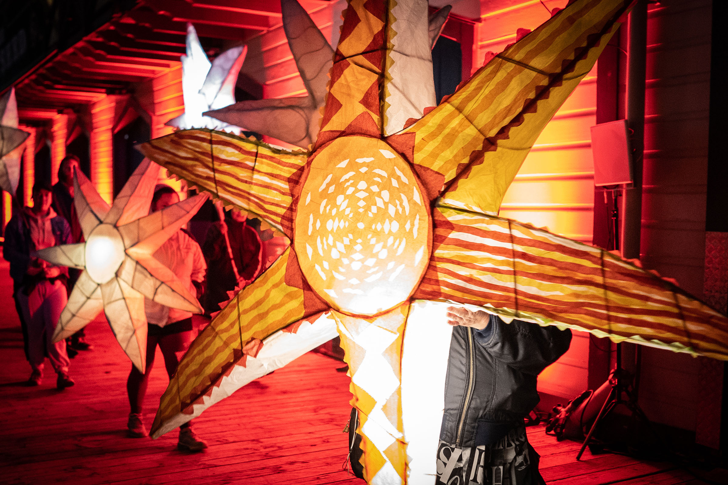 Image 17 WCC Ahi Ka 2019 Nga Wai Piata Star Lanterns Photo by Mikel Taylor Ngā Wai Piāta Star Lanterns by Mikel Taylor