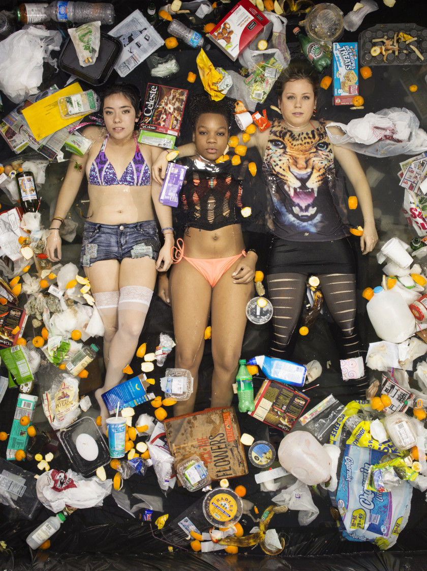 7 Days of Garbage Lya Whitney   Kathrin 58162